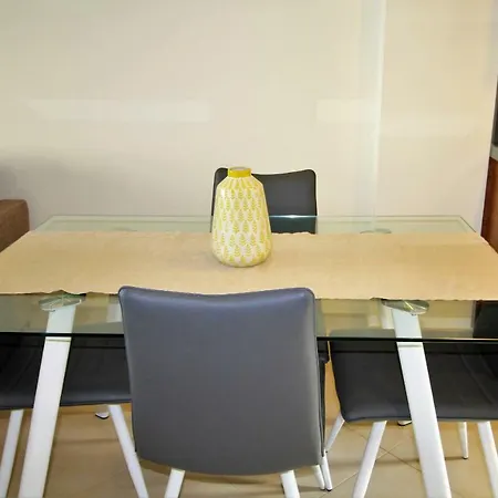 Apartament Da Rocha/1ª Linha2 *