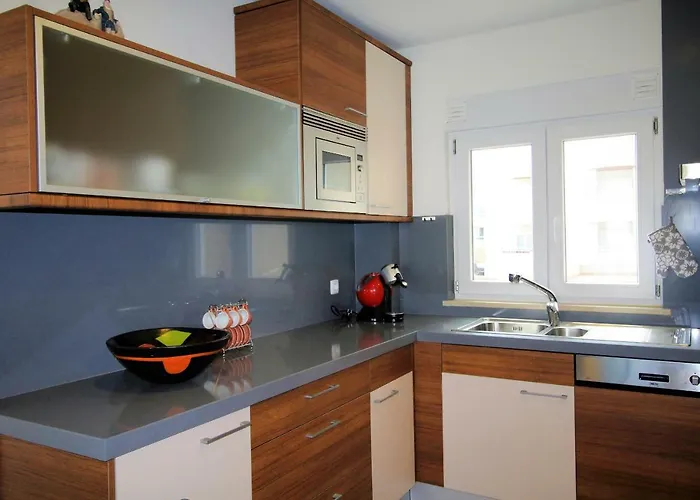 Appartement Da Rocha/1ª Linha2 *